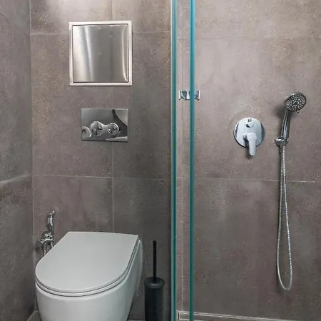 Appartement Industrial 2-bdr Flat By The National Stadium