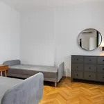 Apartment Industrial 2bd Flat - 3 Min To Metro & Stadium