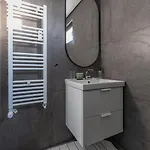 Apartment Industrial 2bd Flat - 3 Min To Metro & Stadium Sofia