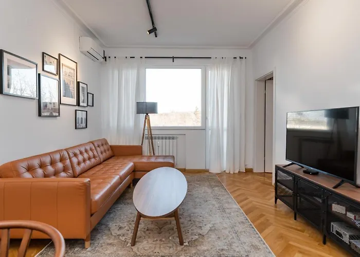 Apartment Industrial 2-bdr Flat By The National Stadium By Flat Mаnager