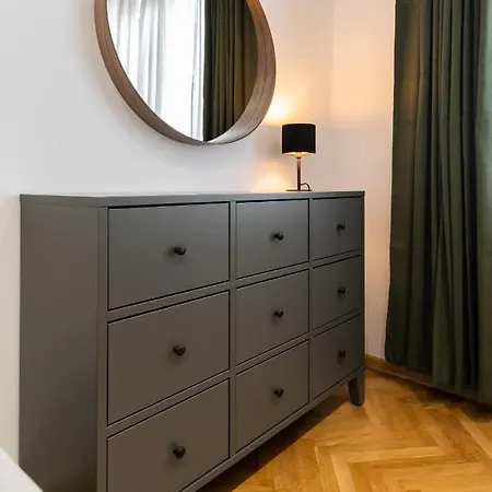 Industrial 2-bdr Flat By The National Stadium By Flat Mаnager *