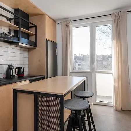Industrial 2-bdr Flat By The National Stadium By Flat Mаnager * Szófia